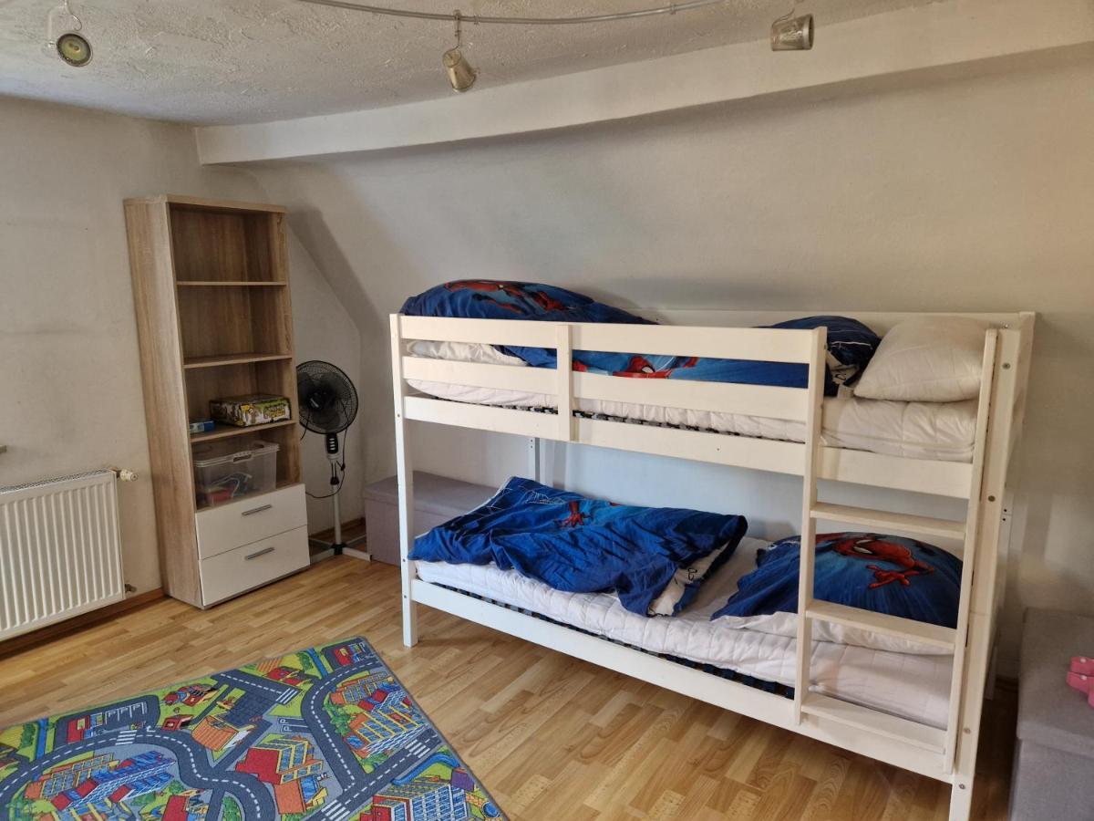 Ferienwohnung Blumenshein Bei Speyer Karlsruhe Familienfreundlich 5 Pers Zeiskam Exterior photo